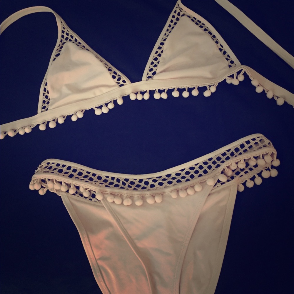 Forever 21 Blush Pom Pom Bikini Size Medium/Large